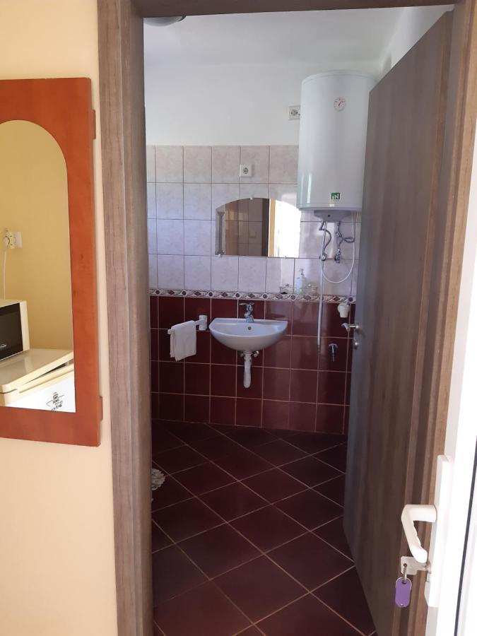 Helga Apartman Mako Bagian luar foto