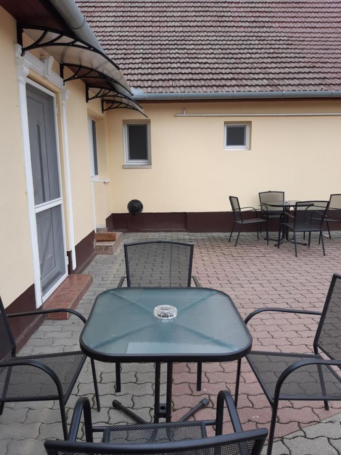 Helga Apartman Mako Bagian luar foto