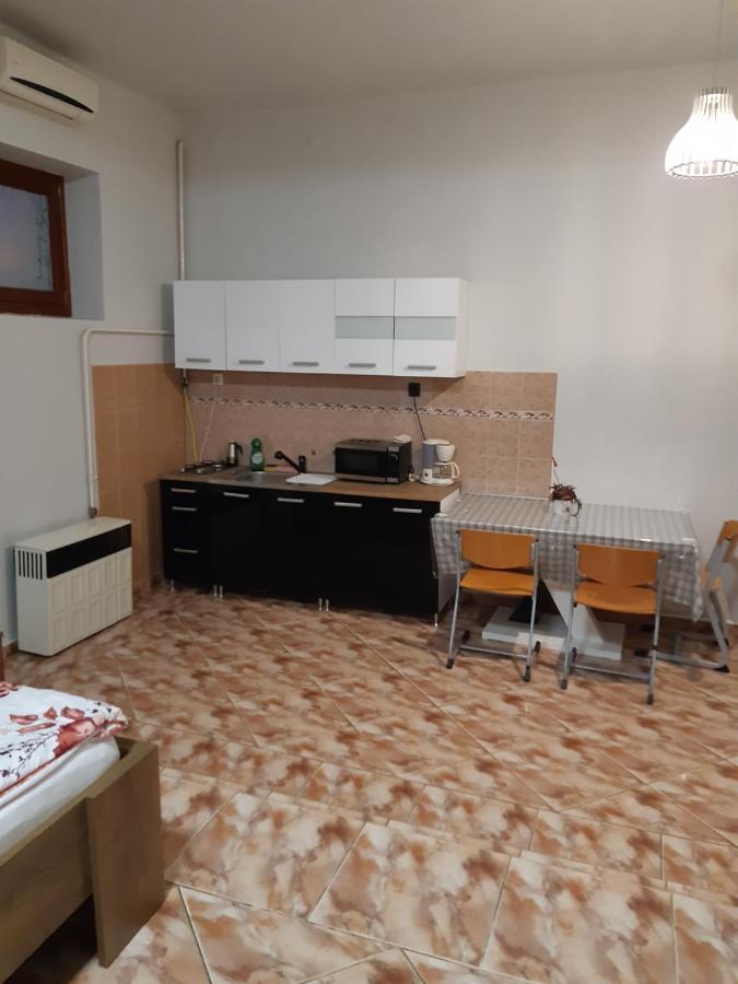 Helga Apartman Mako Bagian luar foto