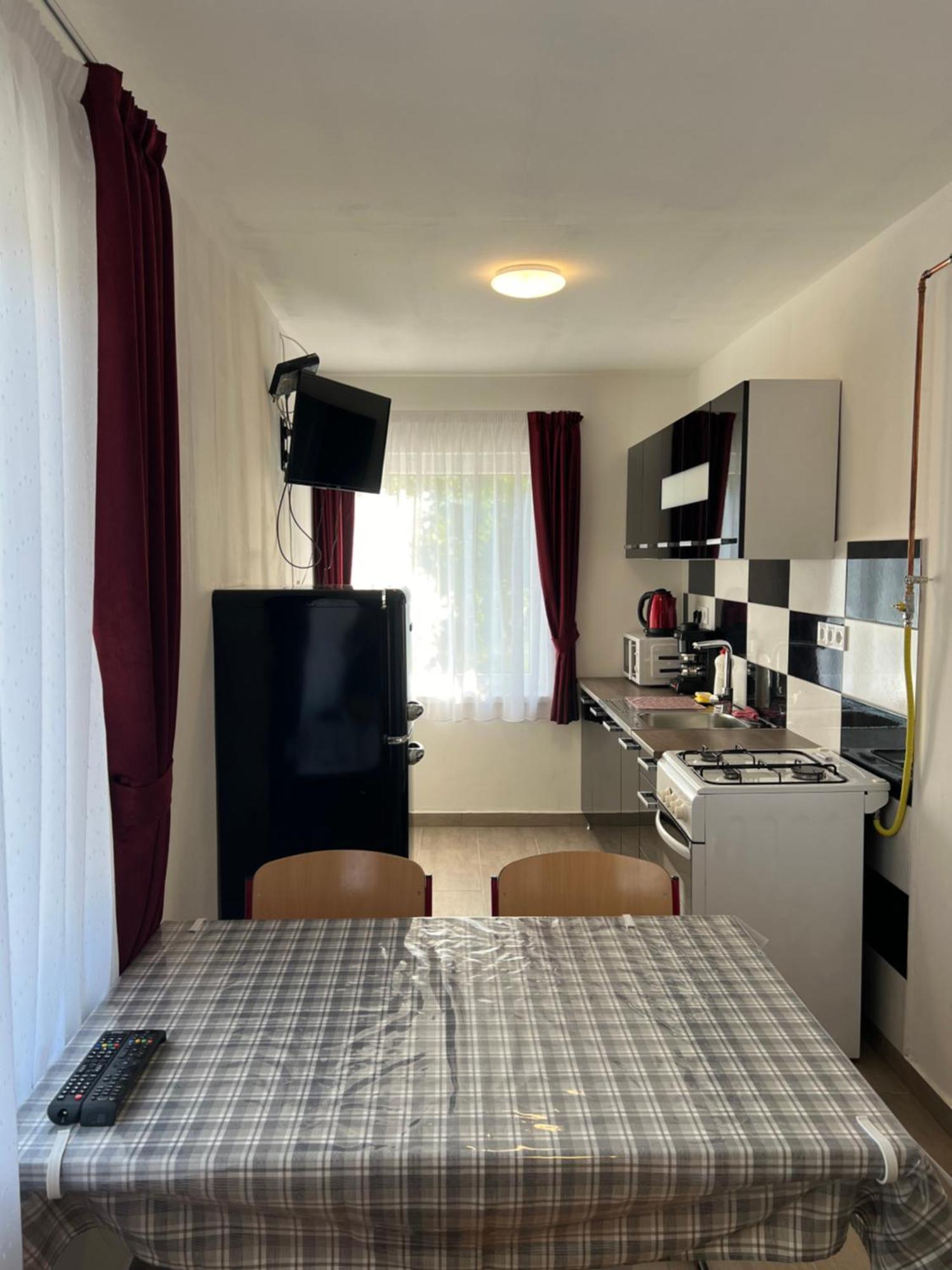 Helga Apartman Mako Bagian luar foto