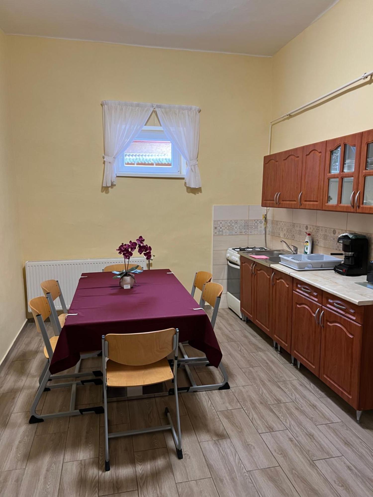 Helga Apartman Mako Bagian luar foto